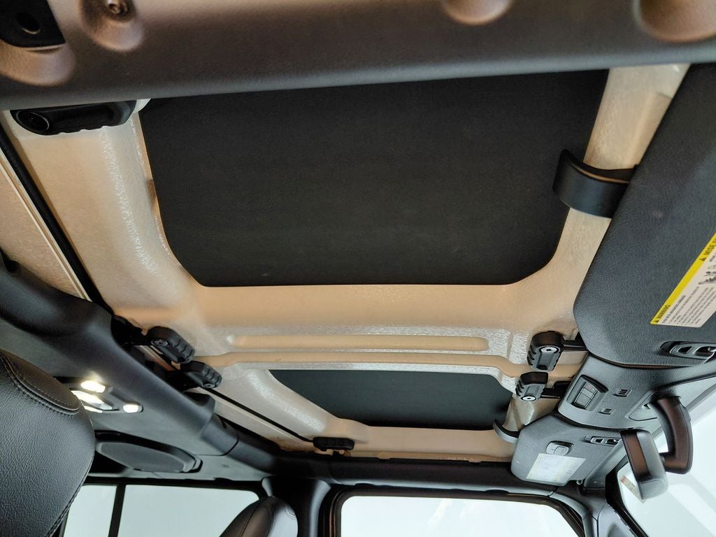 2023 Jeep Wrangler Altitude