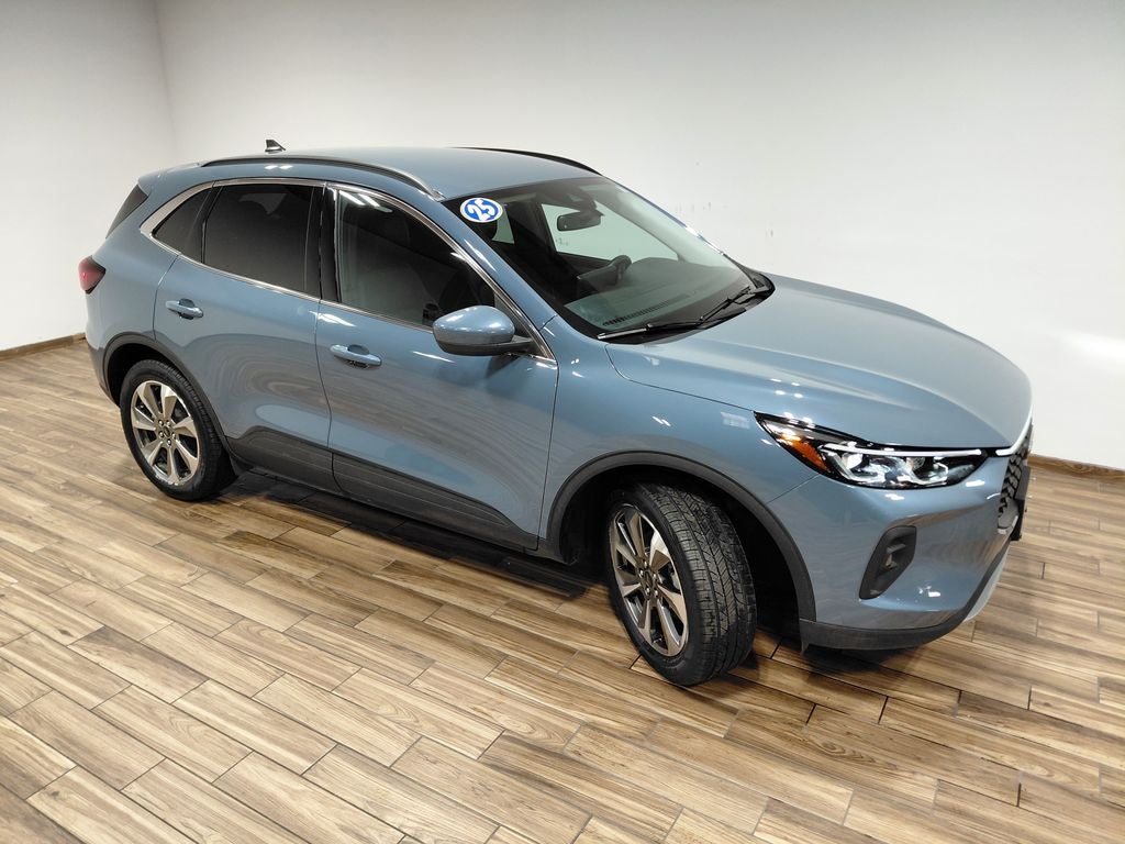 2025 Ford Escape Platinum