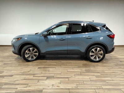 2025 Ford Escape Platinum