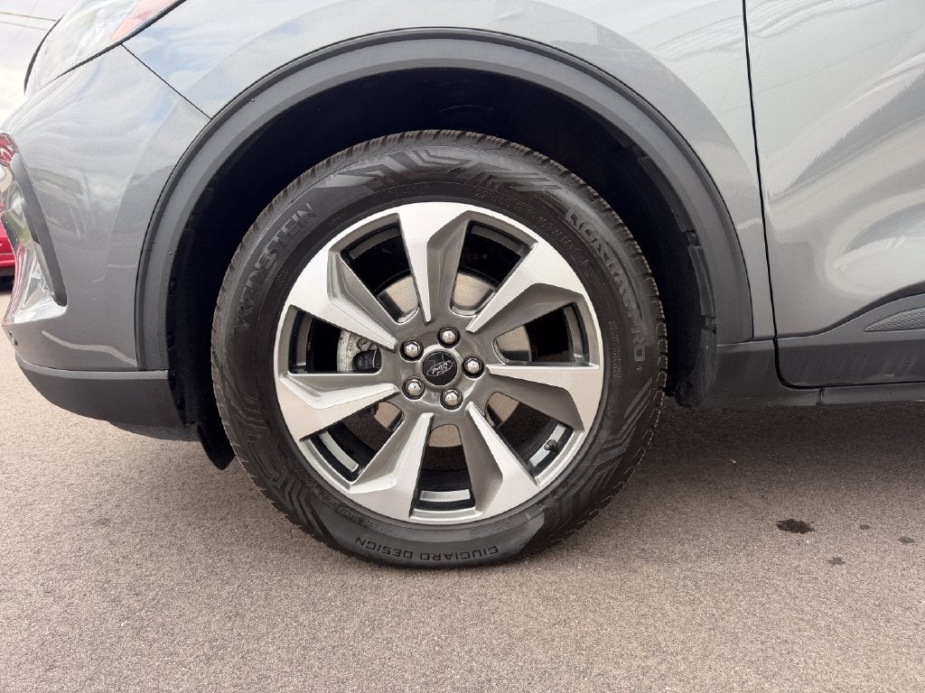 2024 Ford Escape Platinum