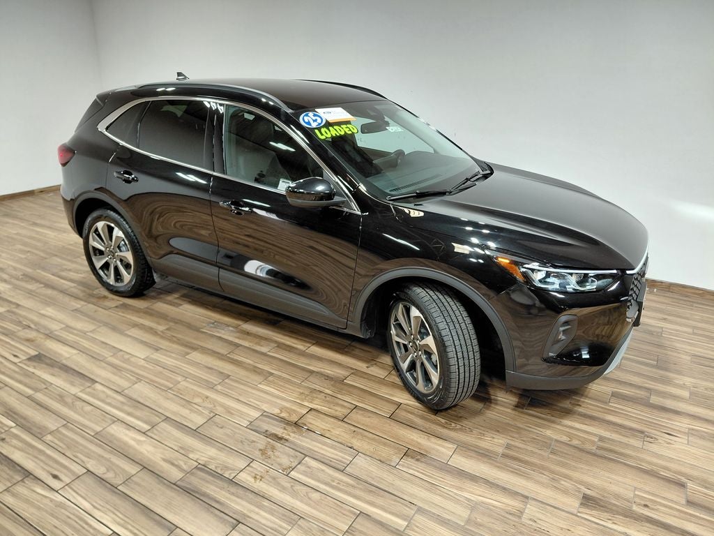 2025 Ford Escape Platinum