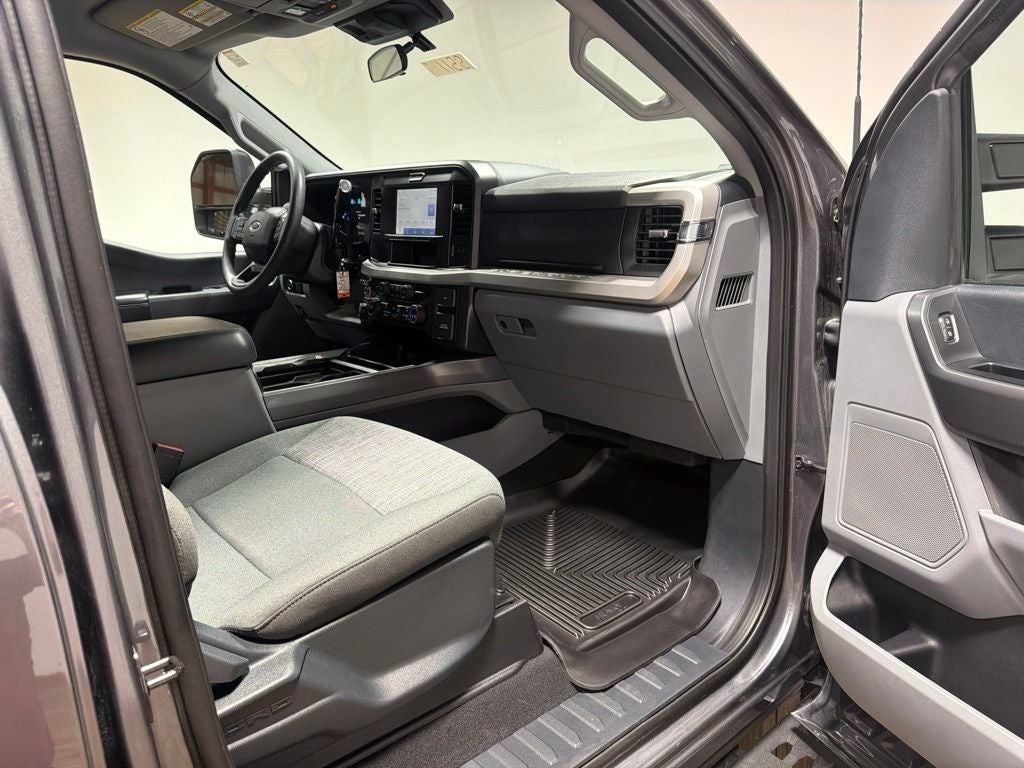 2025 Ford F-250SD XLT