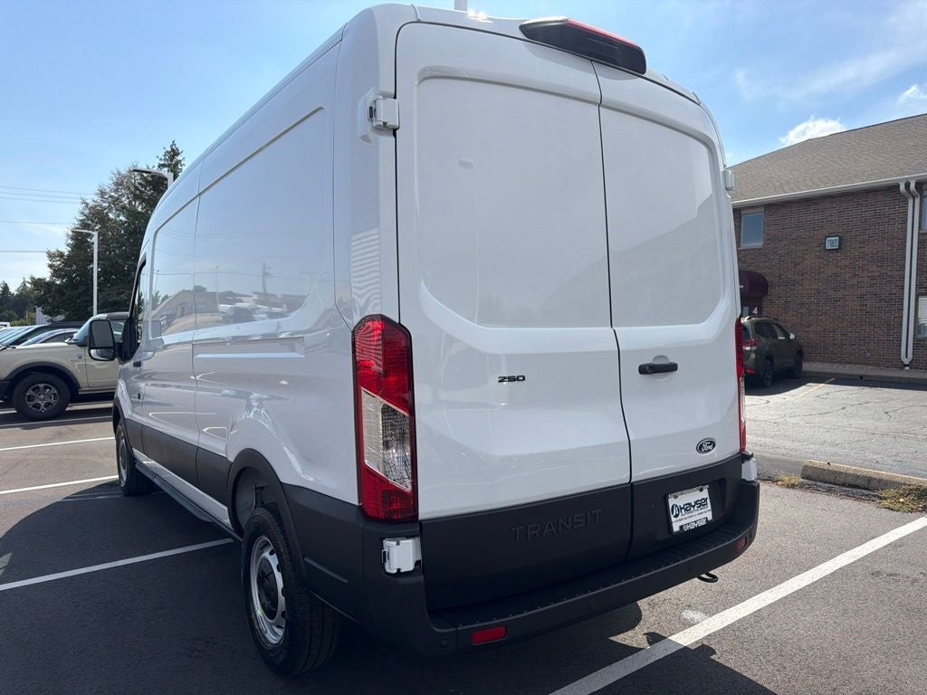 2027 Ford Transit-250 Base