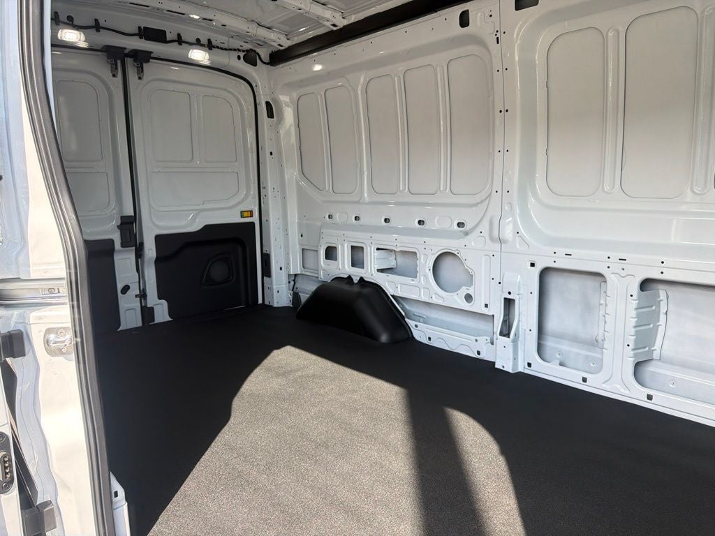 2027 Ford Transit-250 Base