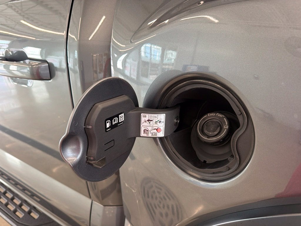 2026 Ford F-150 Raptor - Photo 17