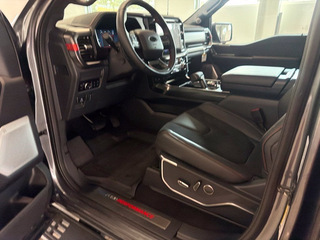 2026 Ford F-150 Raptor - Photo 47