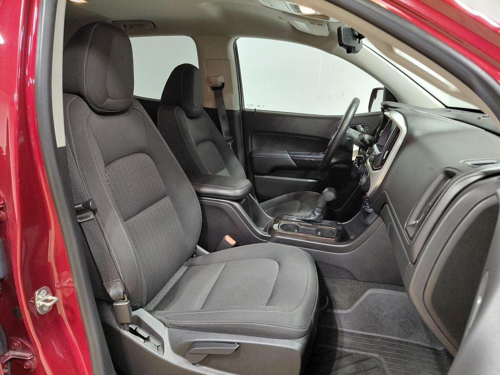 2017 GMC Canyon SLE1