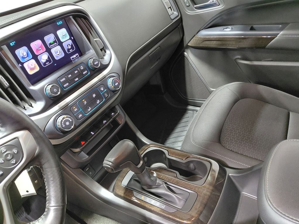 2017 GMC Canyon SLE1