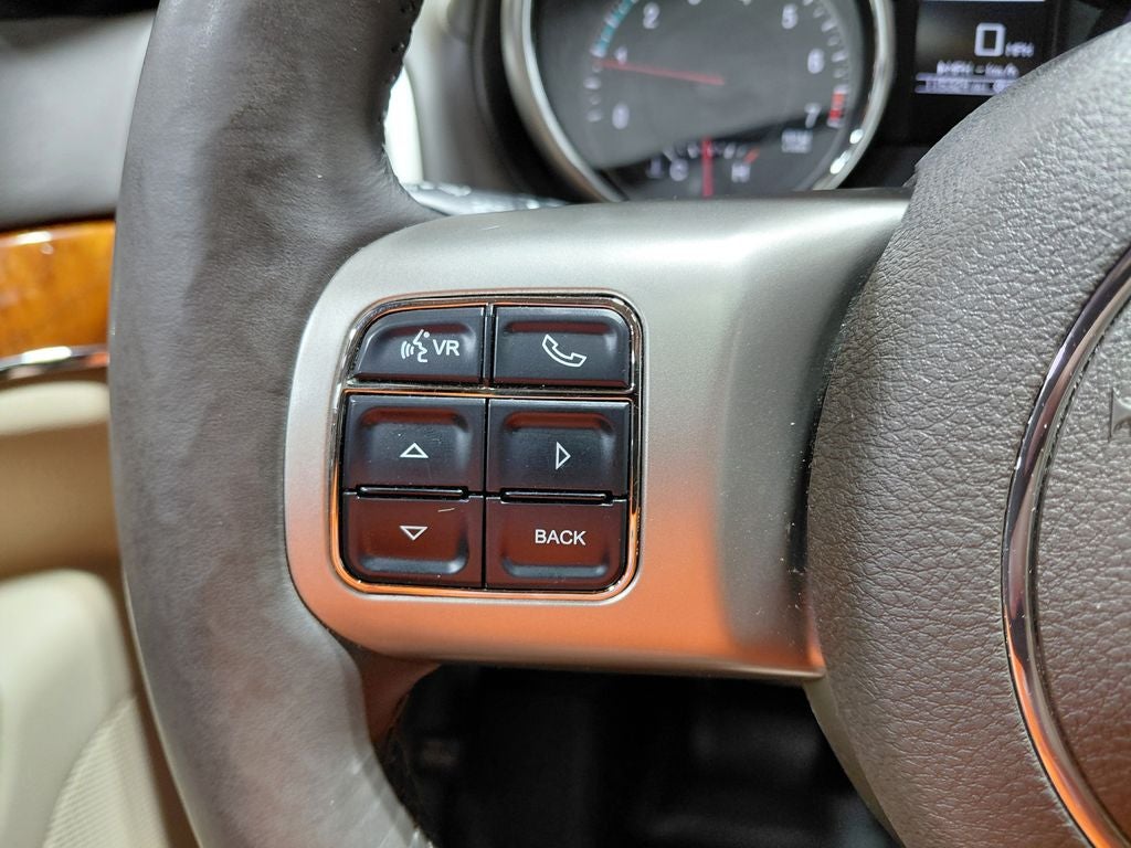 2011 Jeep Grand Cherokee Overland