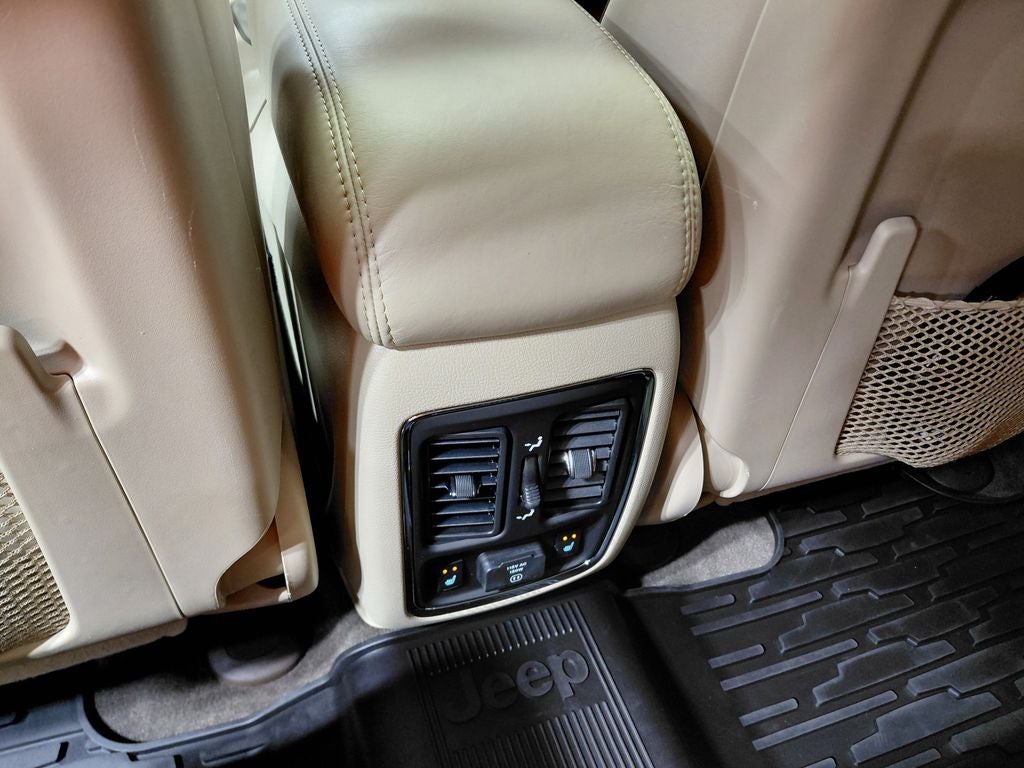 2011 Jeep Grand Cherokee Overland