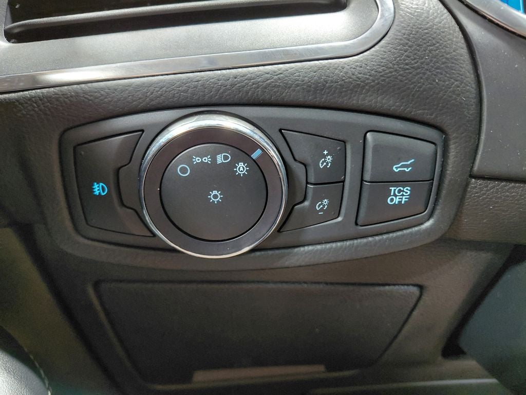 2020 Ford Edge Titanium
