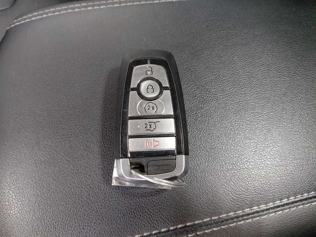 2020 Ford Edge Titanium