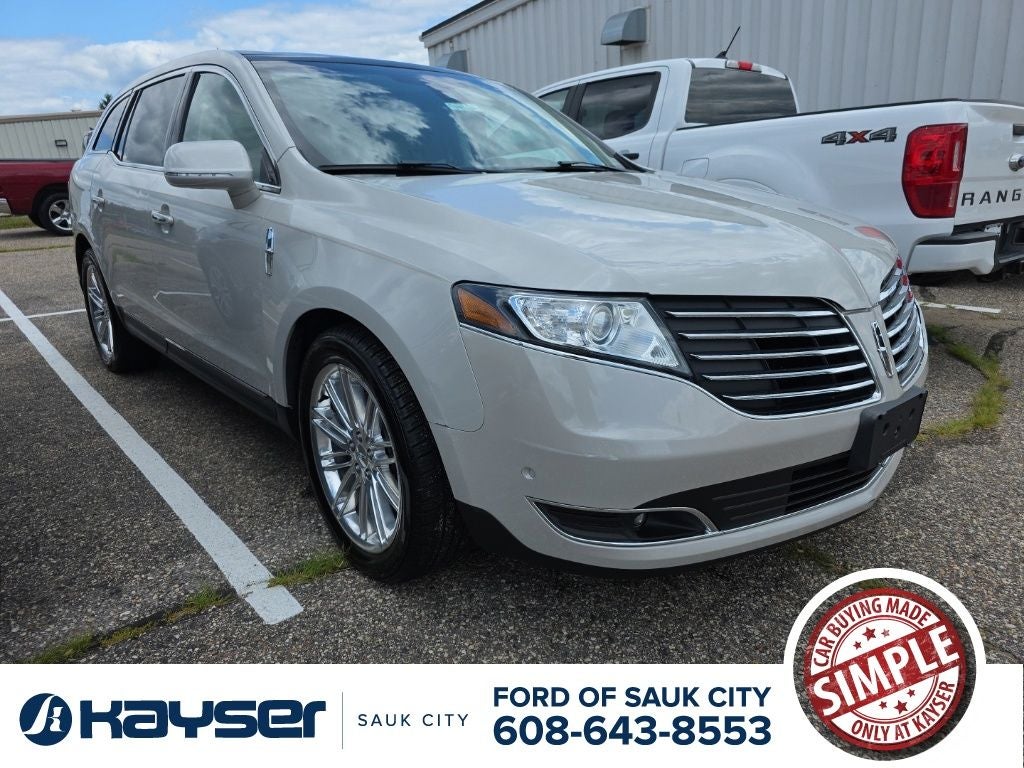 2019 Lincoln MKT Standard