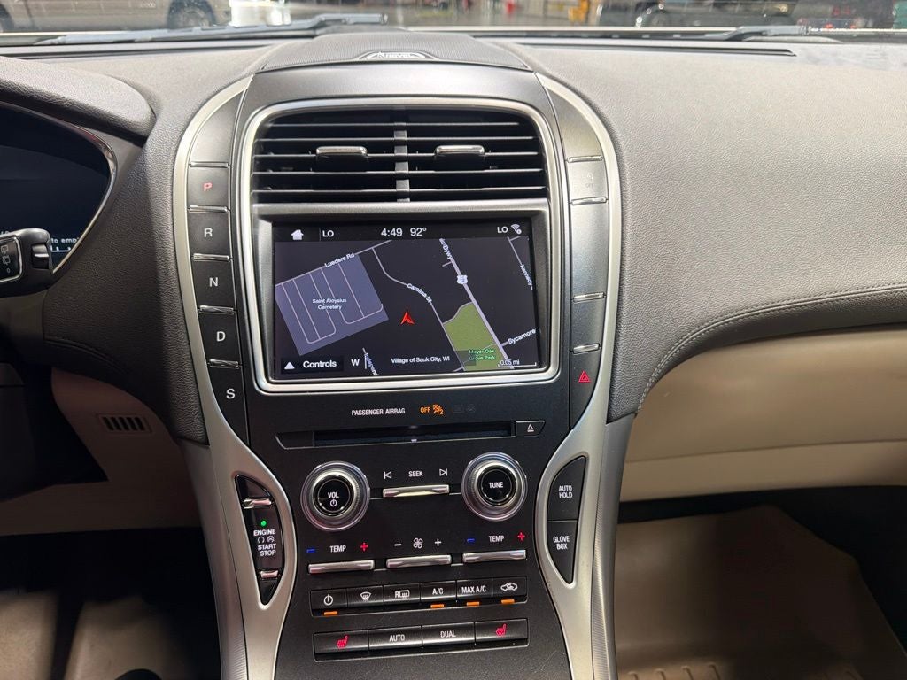 2019 Lincoln Nautilus Select