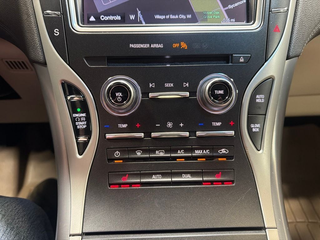 2019 Lincoln Nautilus Select