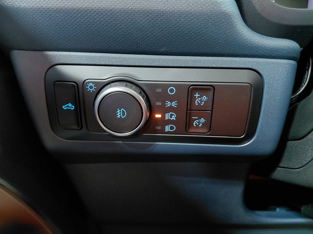 2026 Ford Maverick Lobo Standard
