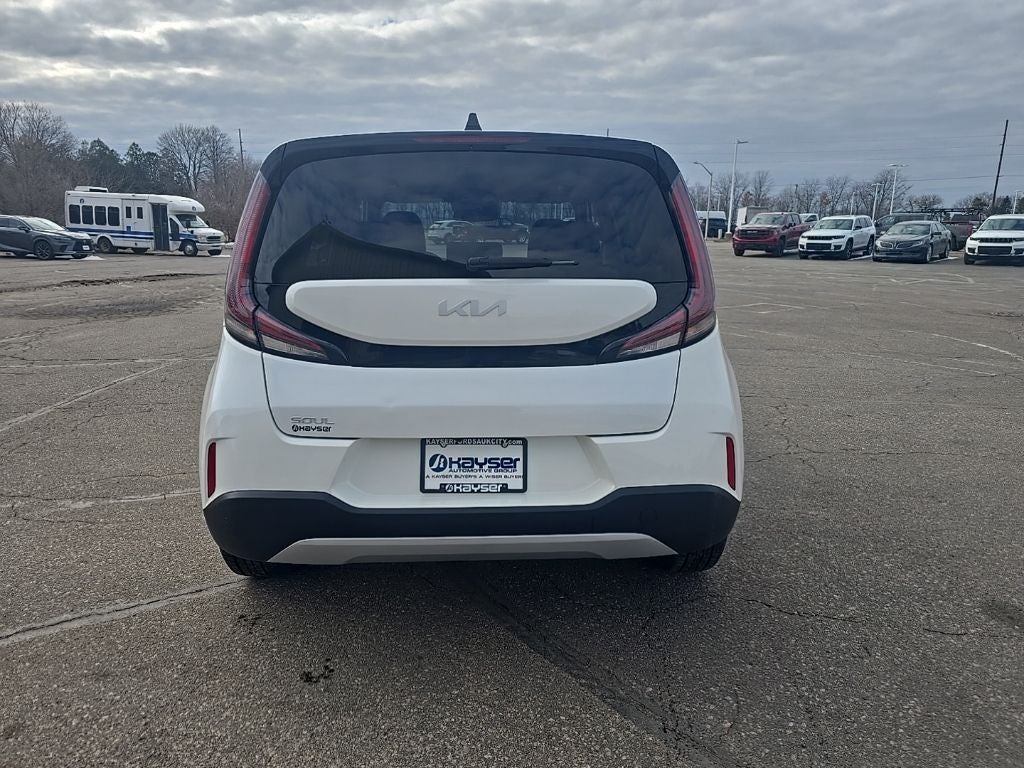 2024 Kia Soul LX