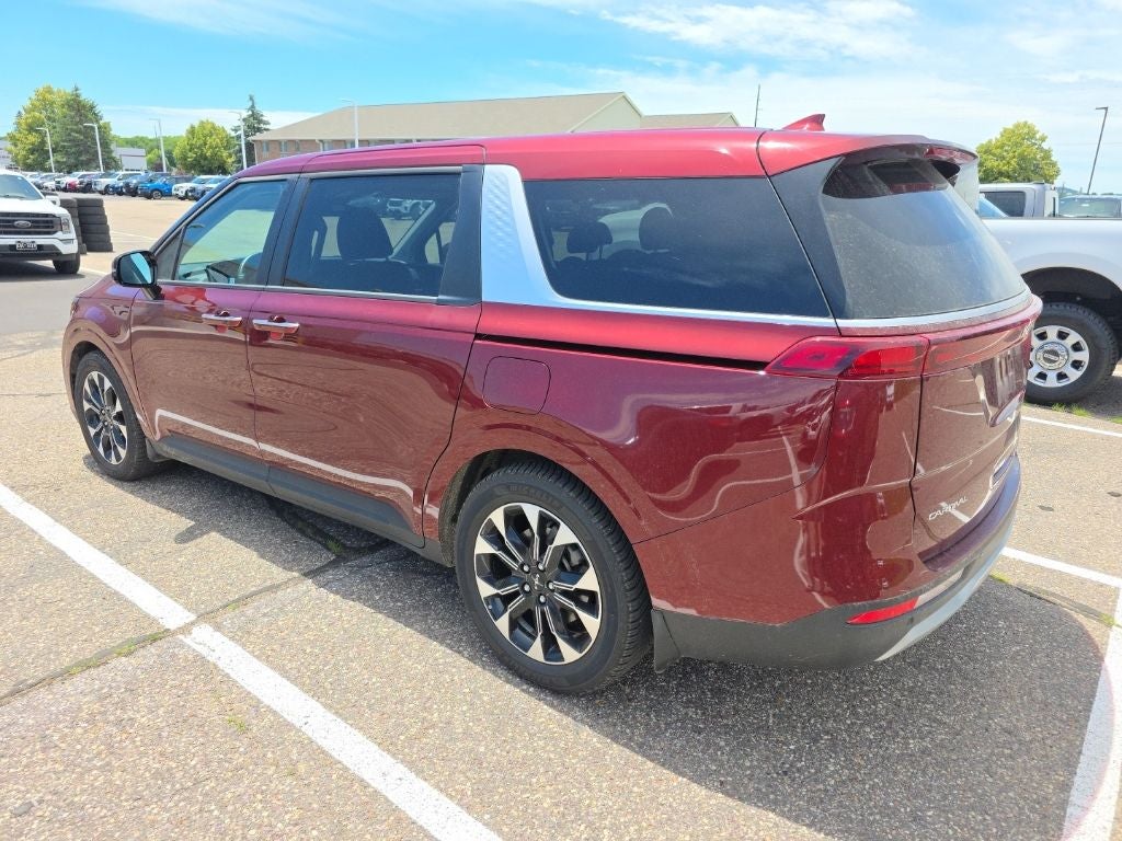 2024 Kia Carnival EX