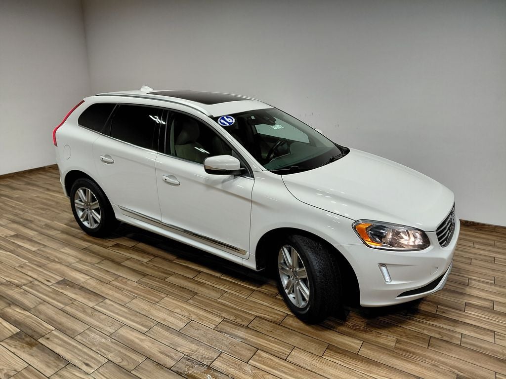 2016 Volvo XC60 T6 Drive-E
