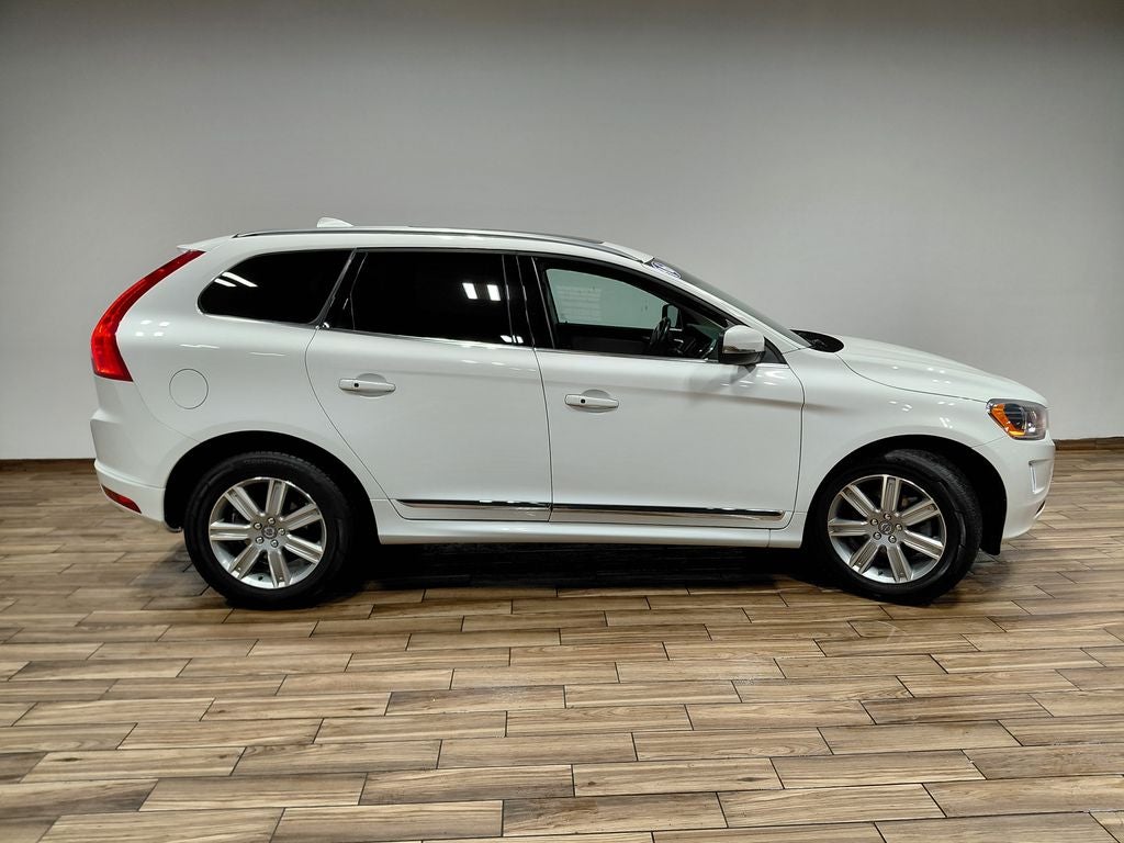 2016 Volvo XC60 T6 Drive-E