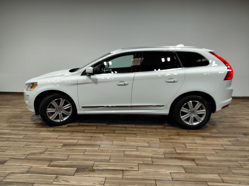 2016 Volvo XC60 T6 Drive-E