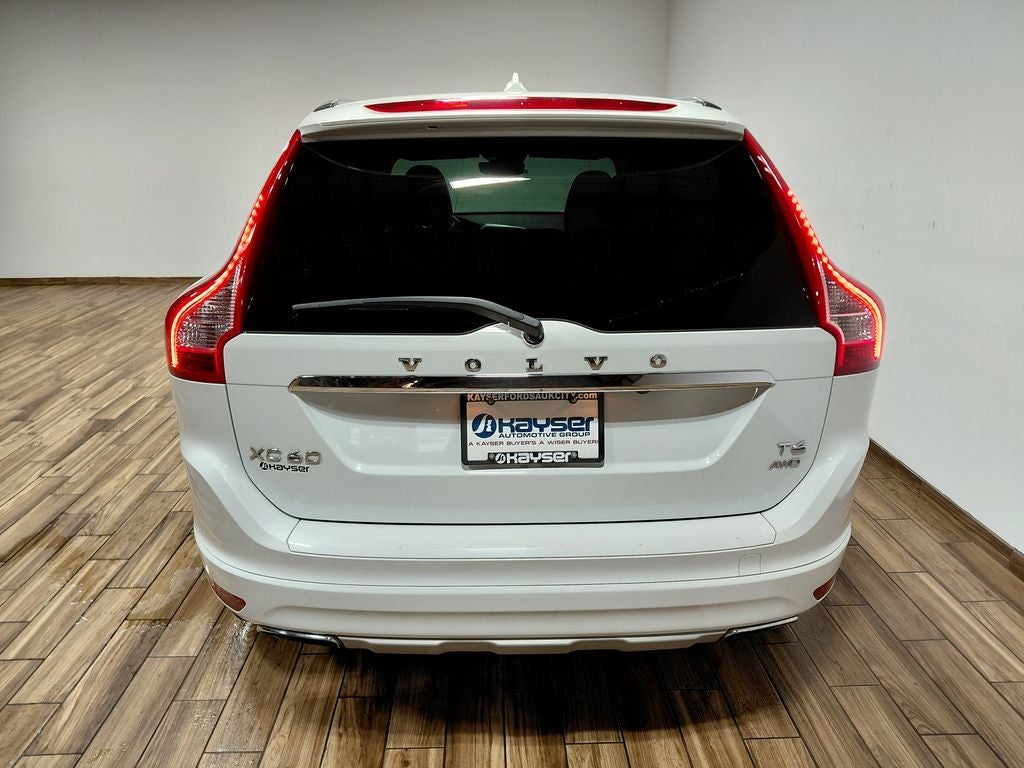 2016 Volvo XC60 T6 Drive-E