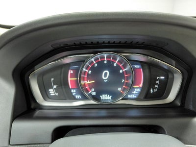 2016 Volvo XC60 T6 Drive-E