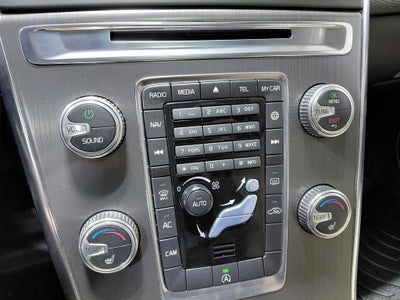 2016 Volvo XC60 T6 Drive-E